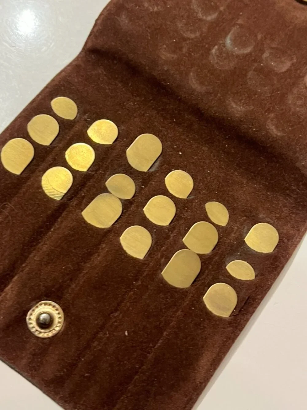 Vintage Brass Collar Stays Set Suede Pouch - FULL SET - Varying Lengths